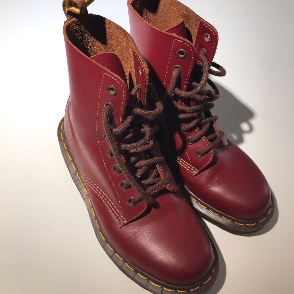 Dr. Martens 1460 Combat Boots